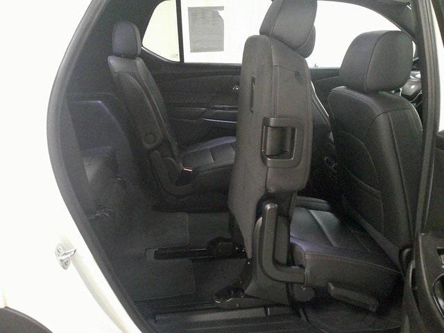 Photo of 2023 Summit White Chevrolet Traverse