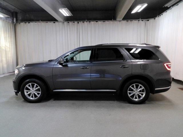 Photo of 2015 Granite Crystal Clearcoat Metallic Dodge Durango
