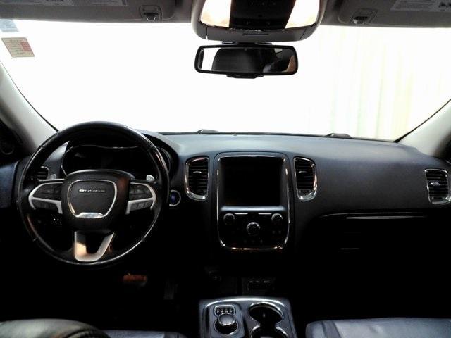 Photo of 2015 Granite Crystal Clearcoat Metallic Dodge Durango