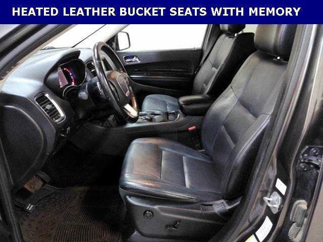 Photo of 2015 Granite Crystal Clearcoat Metallic Dodge Durango
