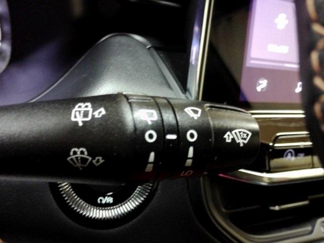 Photo of 2022 Redline Pearlcoat Jeep Compass