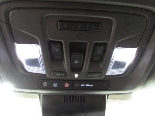 Photo of 2024 Iridescent Pearl Tricoat Chevrolet Silverado 1500