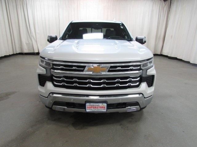 Photo of 2024 Iridescent Pearl Tricoat Chevrolet Silverado 1500