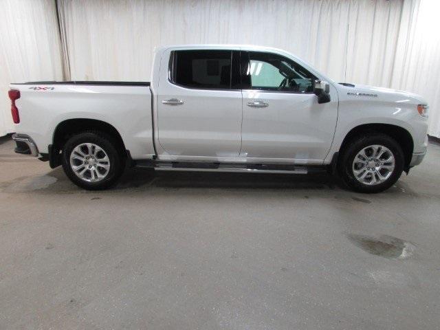 Photo of 2024 Iridescent Pearl Tricoat Chevrolet Silverado 1500