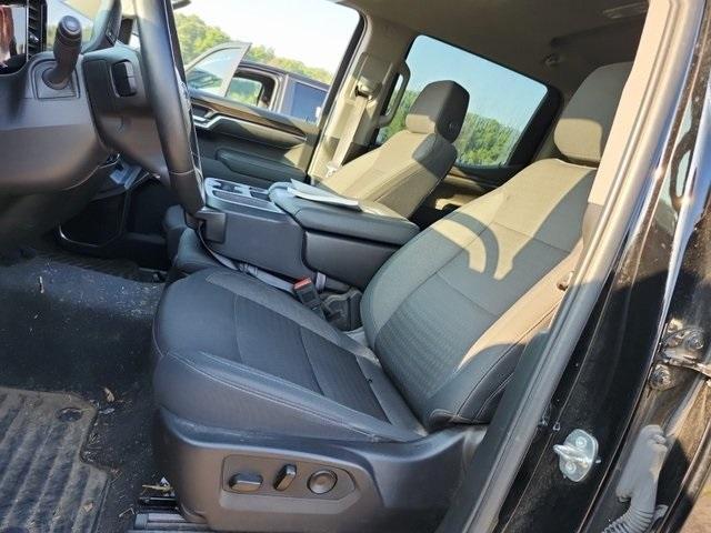 Photo of 2024 Black Chevrolet Silverado 1500