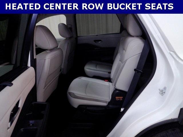 Photo of 2023 White Nissan Pathfinder
