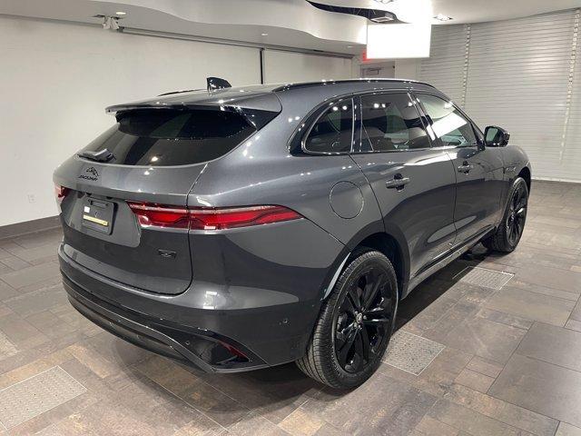 Photo of 2026 Carpathian Grey Jaguar F-PACE