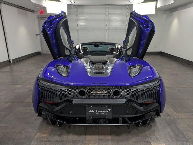 Photo of 2025 Tanzanite Blue McLaren Artura