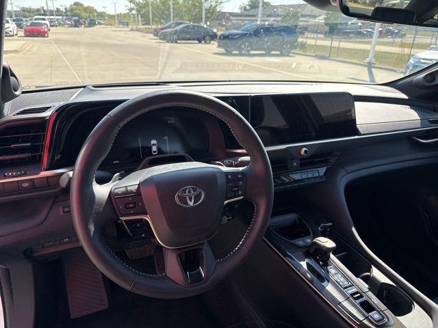 Photo of 2025 Black/Oxygen White Toyota Crown