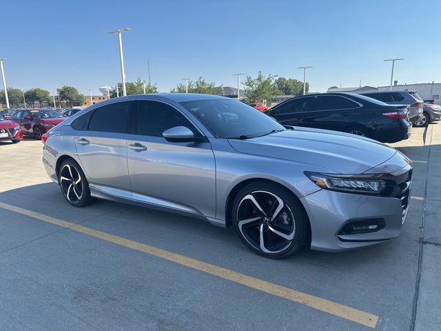 Photo of 2020 Lunar Silver Metallic Honda Accord