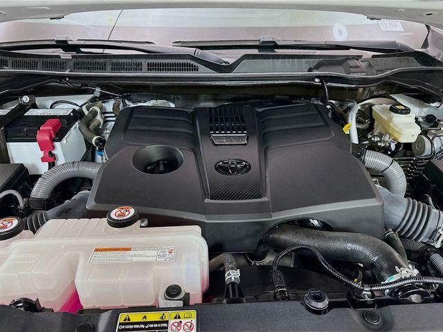 Photo of 2022 White Toyota Tundra