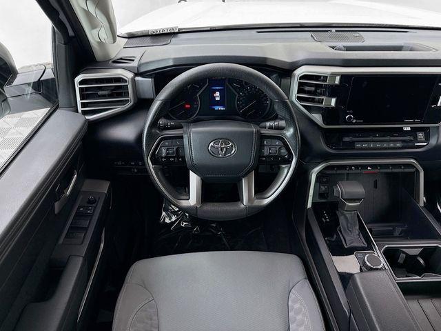 Photo of 2022 White Toyota Tundra