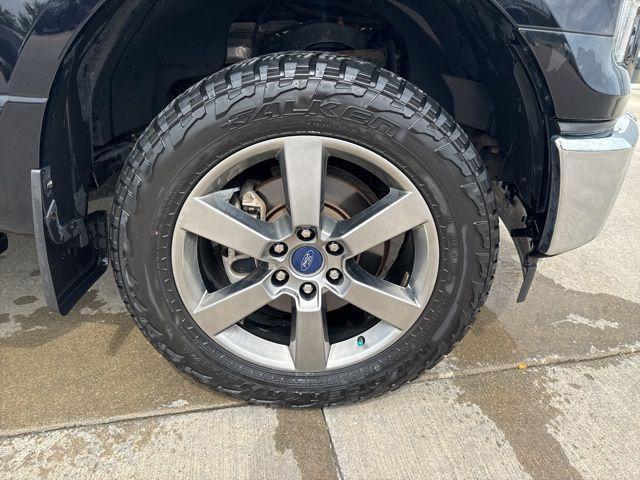 Photo of 2017 Shadow Black Ford F-150