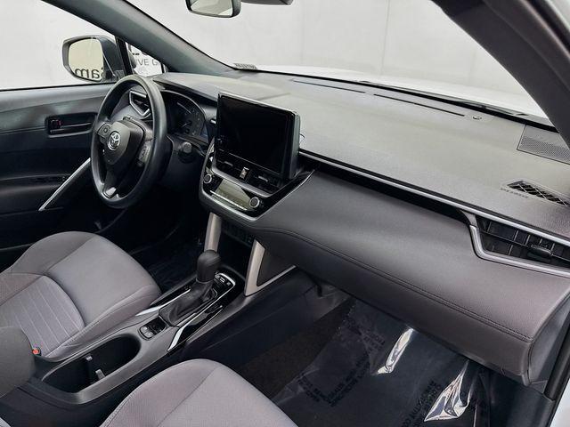 Photo of 2024 White Toyota Corolla Hybrid