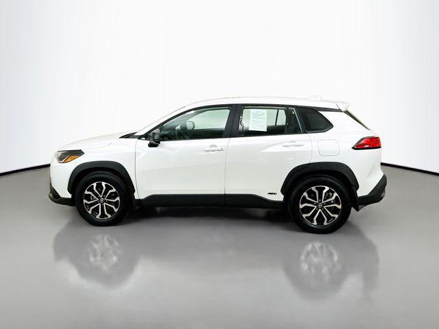 Photo of 2024 White Toyota Corolla Hybrid