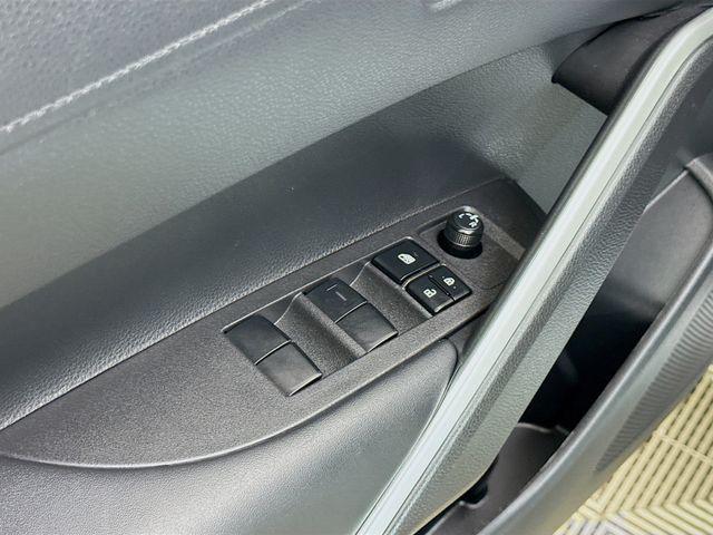 Photo of 2024 White Toyota Corolla Hybrid