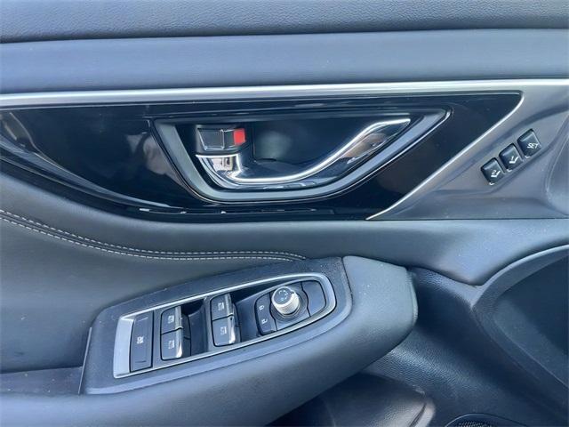 Photo of 2025 Ice Silver Metallic Subaru Outback