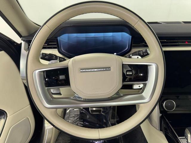 Photo of 2023 Gray Land Rover Range Rover