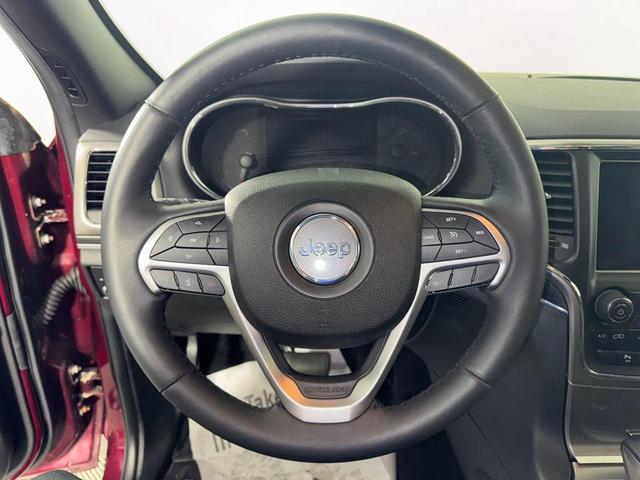 Photo of 2018 Velvet Red Pearlcoat Jeep Grand Cherokee