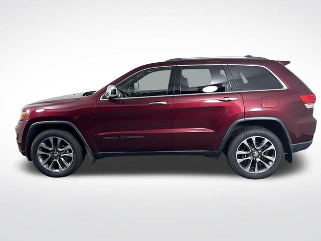 Photo of 2018 Velvet Red Pearlcoat Jeep Grand Cherokee