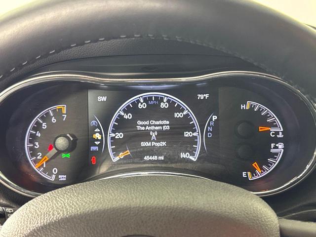 Photo of 2018 Velvet Red Pearlcoat Jeep Grand Cherokee