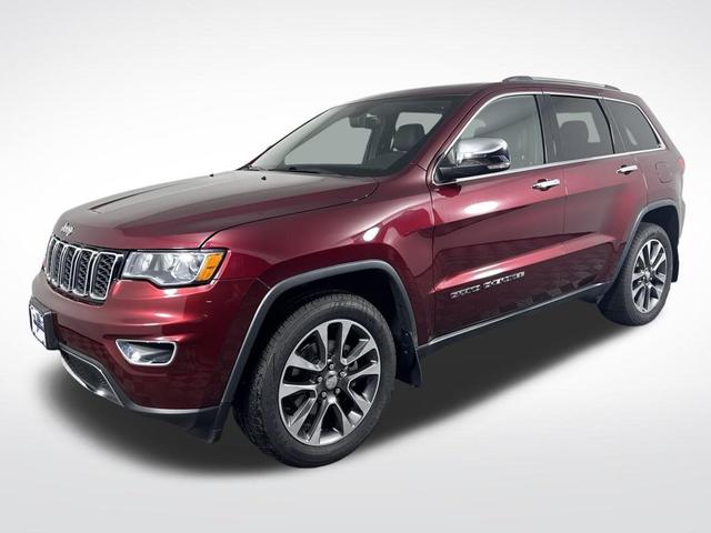 Photo of 2018 Velvet Red Pearlcoat Jeep Grand Cherokee