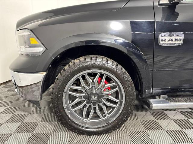 Photo of 2014 Black Clearcoat RAM 1500