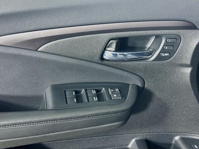 Photo of 2022 Sonic Gray Pearl Honda Pilot