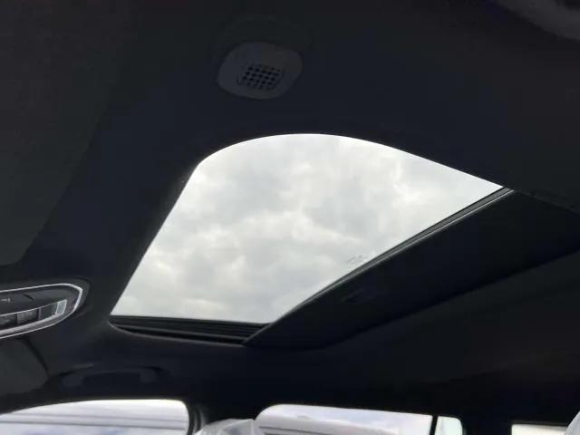 Photo of 2025 Silver Zynith Jeep Grand Cherokee L