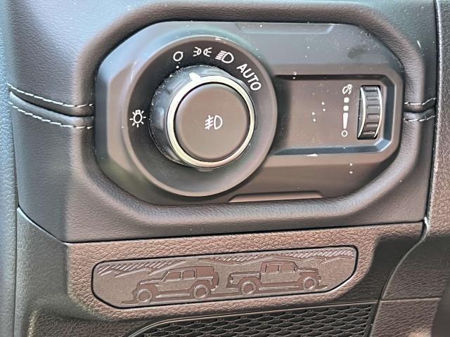 Photo of 2024 Silver Zynith Clearcoat Jeep Wrangler