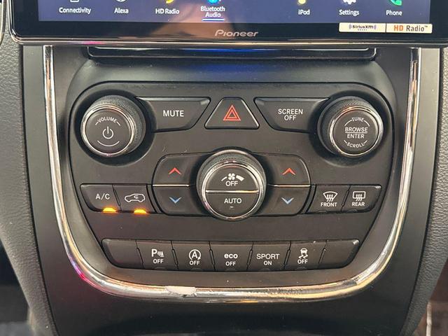 Photo of 2020 White Knuckle Clearcoat Dodge Durango