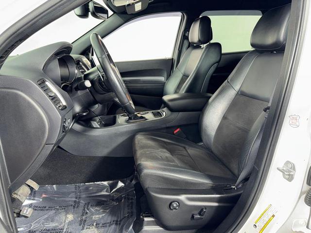 Photo of 2020 White Knuckle Clearcoat Dodge Durango