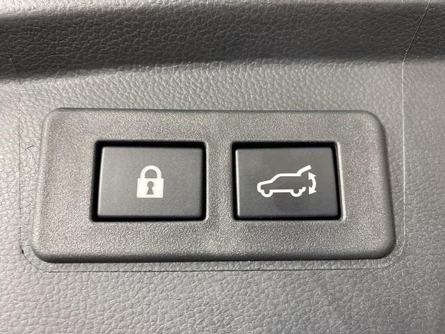 Photo of 2025 Autumn Green Metallic Subaru Outback