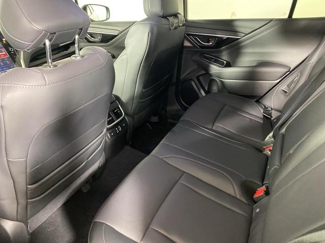 Photo of 2025 Autumn Green Metallic Subaru Outback