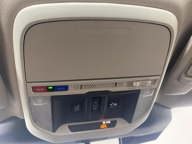 Photo of 2024 Crystal White Pearl Subaru Forester