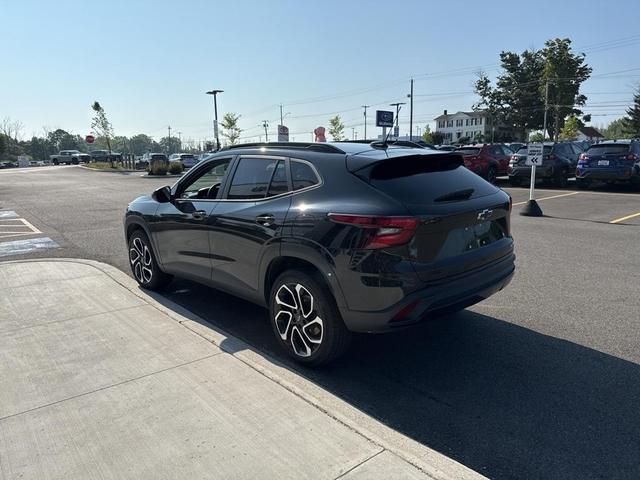 Photo of 2024 Mosaic Black Metallic Chevrolet Trax