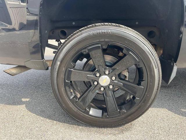 Photo of 2016 Black Chevrolet Silverado 1500