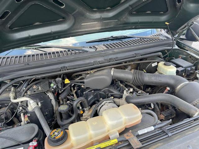 Photo of 2001 Dark Highland Green Clearcoat Metallic Ford F-250