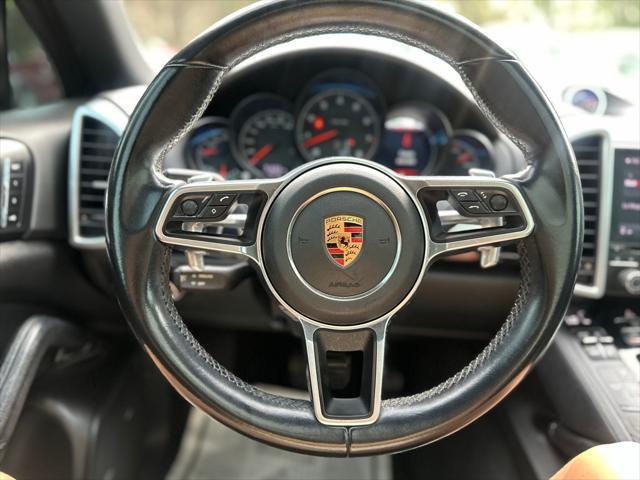 Photo of 2017 Meteor Grey Metallic Porsche Cayenne