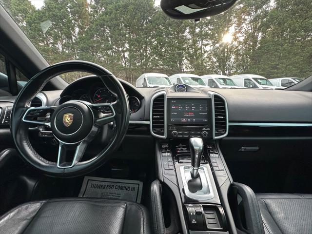 Photo of 2017 Meteor Grey Metallic Porsche Cayenne