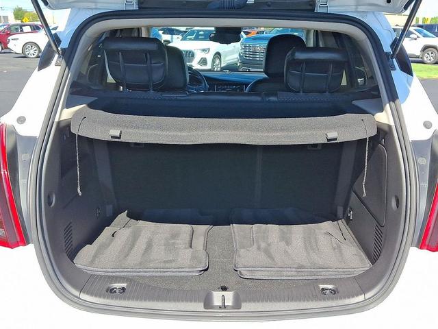 Photo of 2021 Summit White Buick Encore