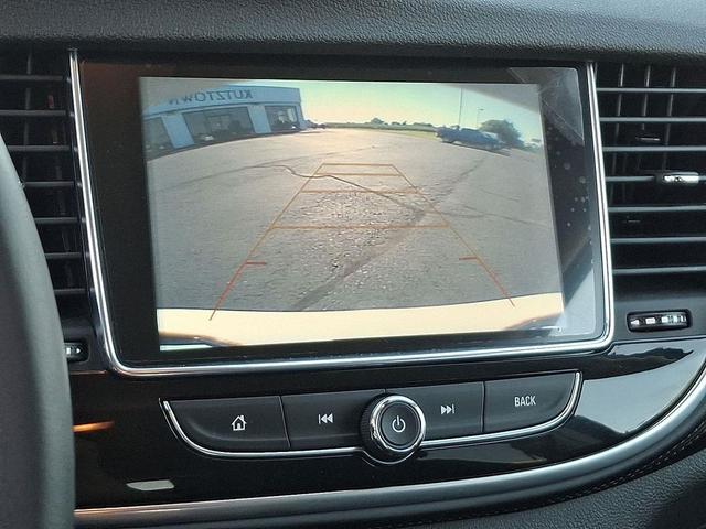 Photo of 2021 Summit White Buick Encore