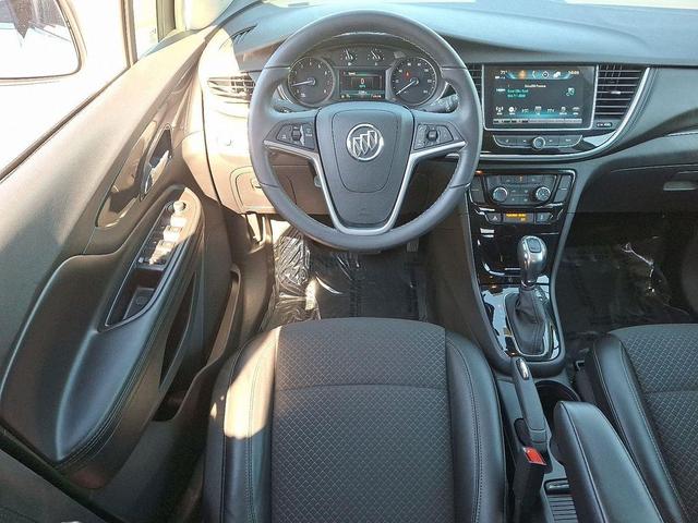 Photo of 2021 Summit White Buick Encore