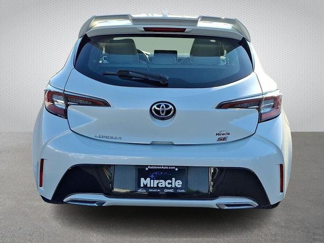 Photo of 2019 White Toyota Corolla