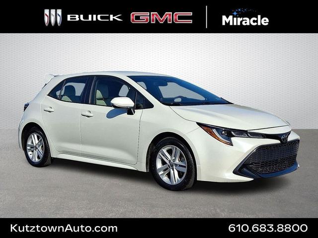 Photo of 2019 White Toyota Corolla