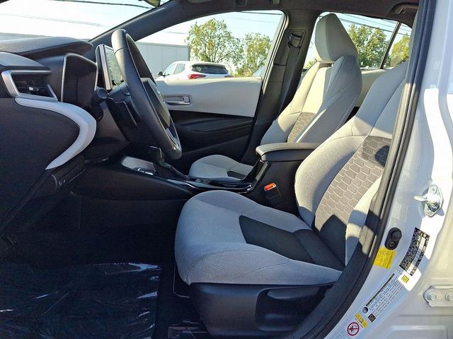 Photo of 2019 White Toyota Corolla