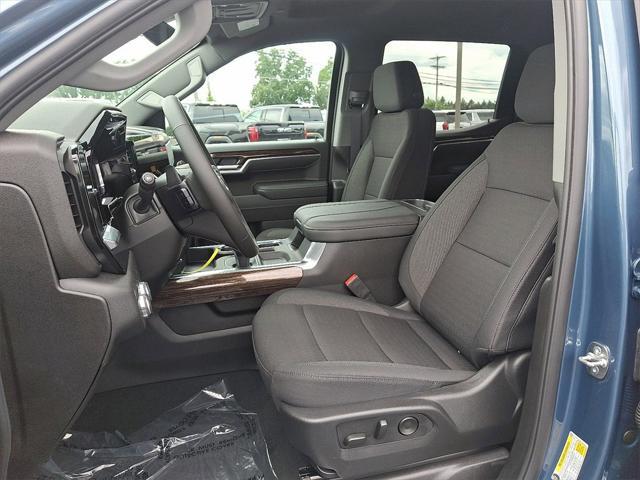 Photo of 2025 Downpour Metallic GMC Sierra 1500