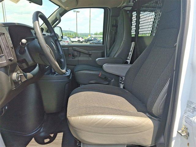 Photo of 2023 White GMC Savana 2500