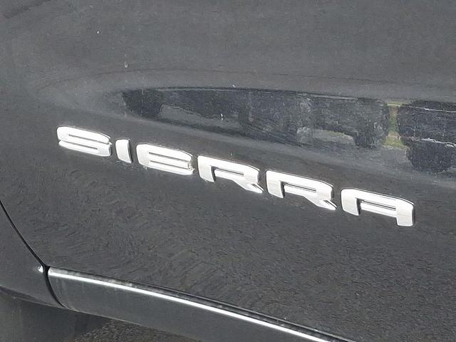 Photo of 2025 Onyx Black GMC Sierra 1500