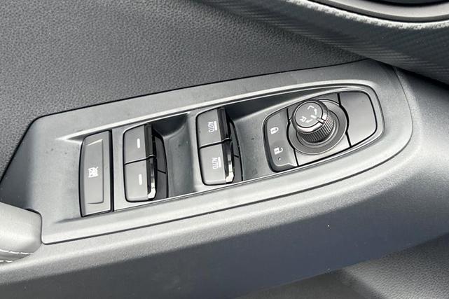 Photo of 2025 Crystal White Pearl Subaru Crosstrek
